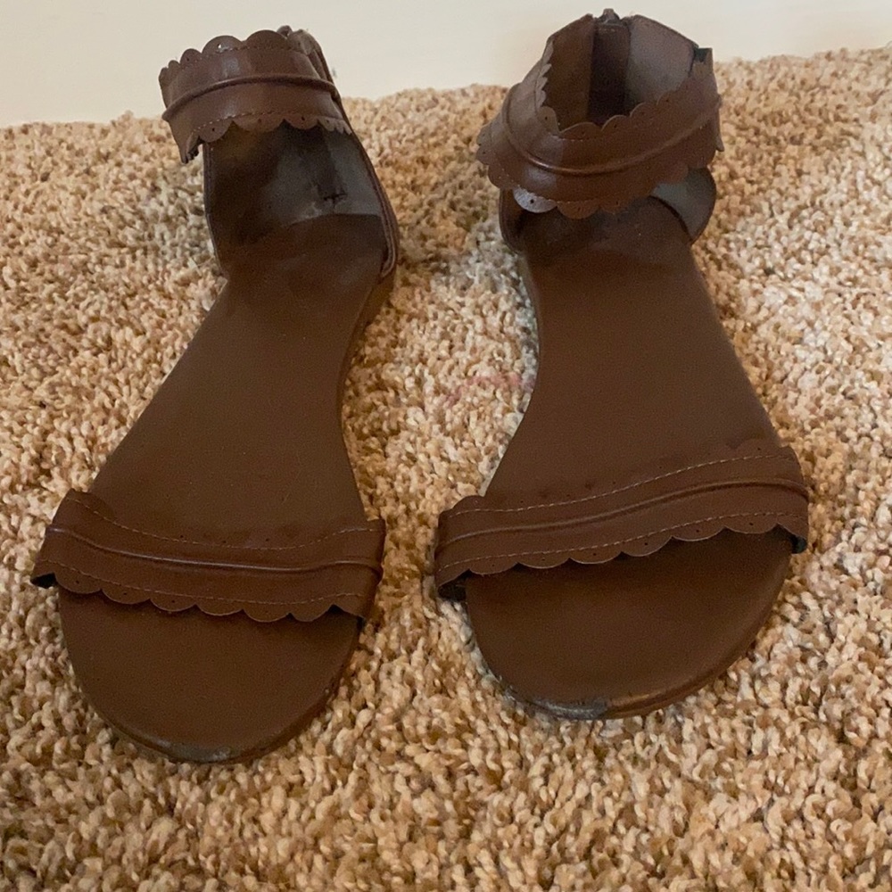 Brown Scalloped Sandals